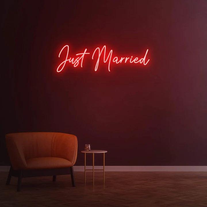 Just Married - LED Neon Sign-Neonsigns-Red-45 x 105 cm-Neon Brothers