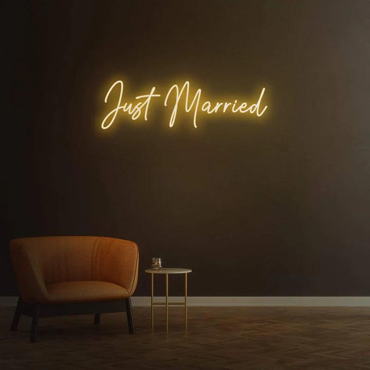 Just Married - LED Neon Sign-Neonsigns-Warm White-45 x 105 cm-Neon Brothers