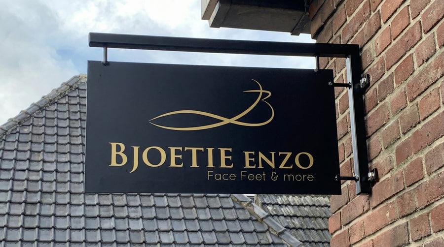 Metal & Blade Signs
