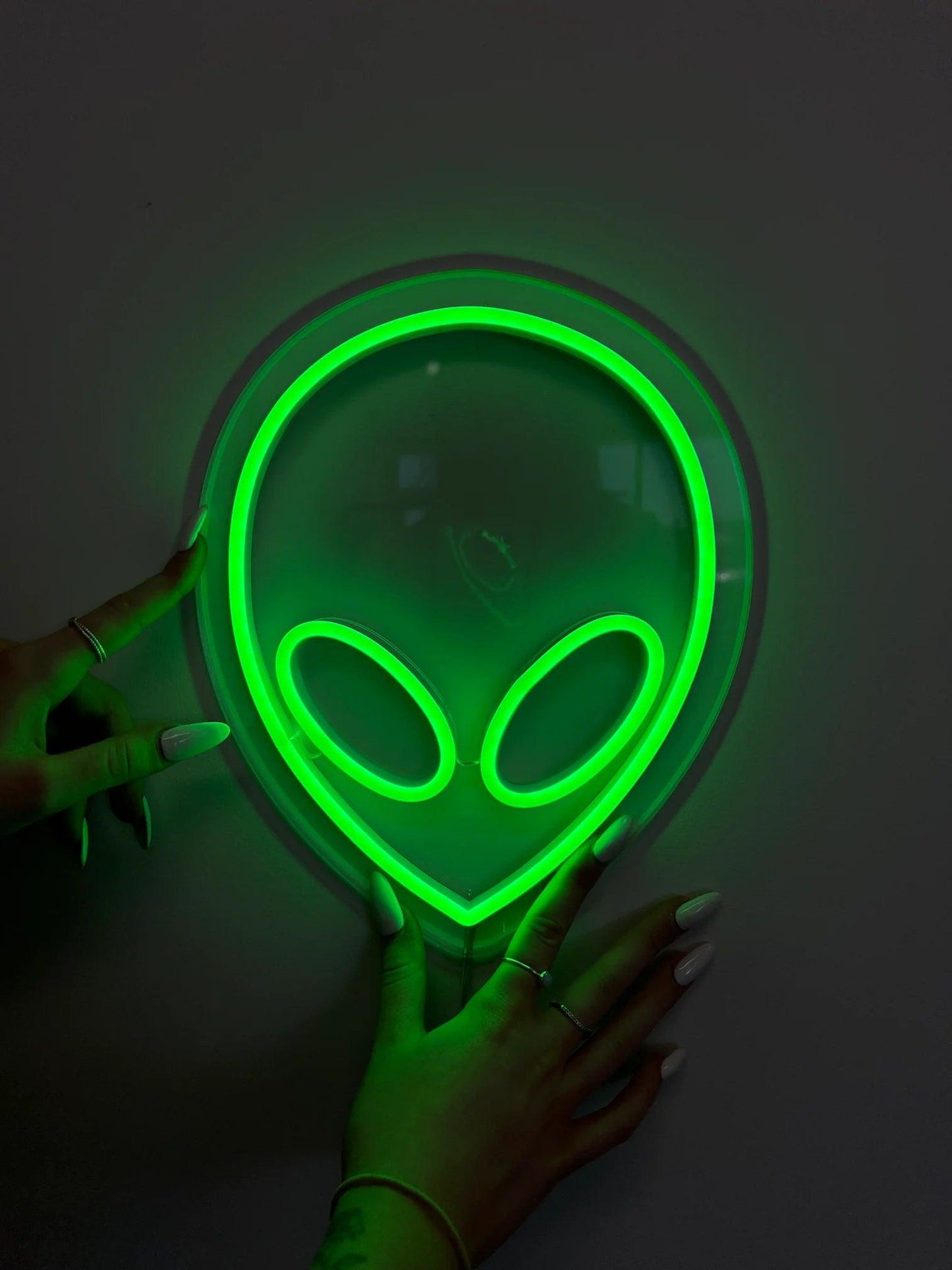 MINI ALIEN HEAD LED NEON SIGN!-Neonsigns-Green-45 x 90 cm-Neon Brothers